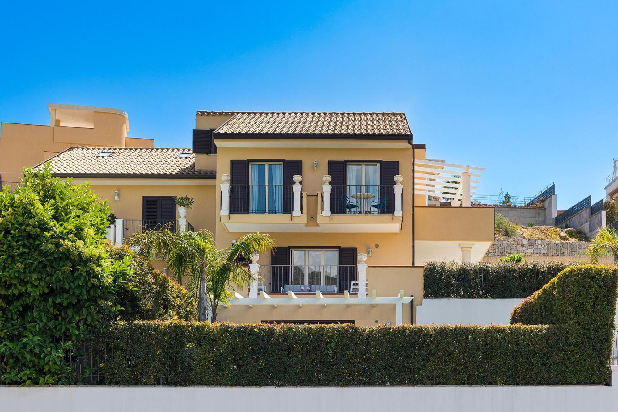 Villa Giutitta 陶尔米纳 外观 照片